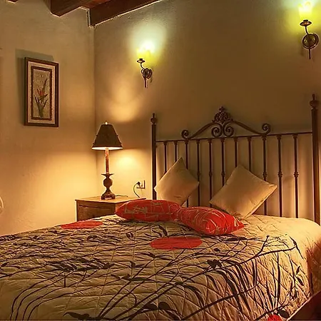 Sleeps 4 Pool Wifi *